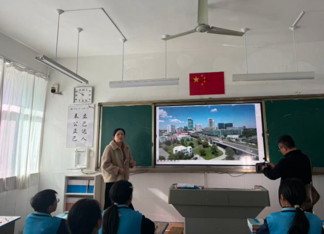 讲堂不再枯燥乏味教师讲课方法的改变变的生动有趣起来