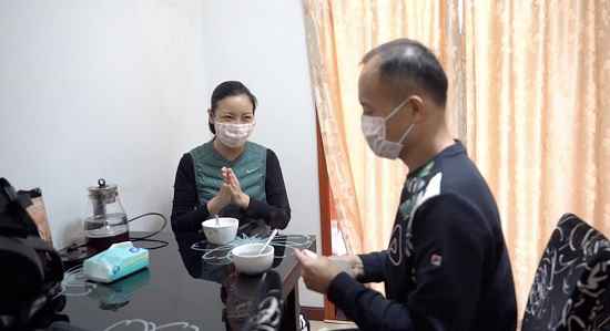 一对武汉夫妻生死劫:丈夫蹭妻子病房氧气幸存,原以为熬不过那晚