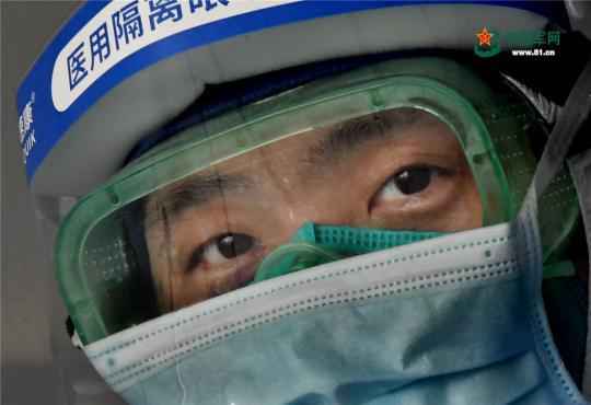 因为有你们,武汉走进了一个温暖的春天